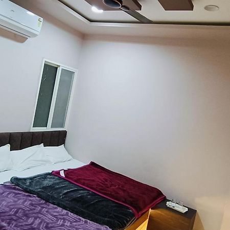 Hotel Rainbow Ujjain Ngoại thất bức ảnh